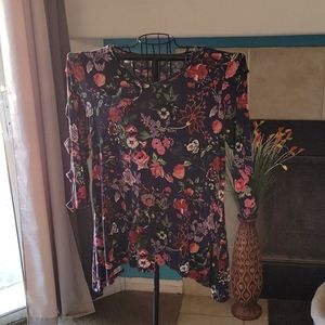 Como Vintage Dark Floral Blouse